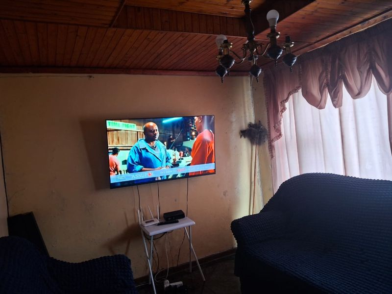 House For Sale In East London - Photo 10