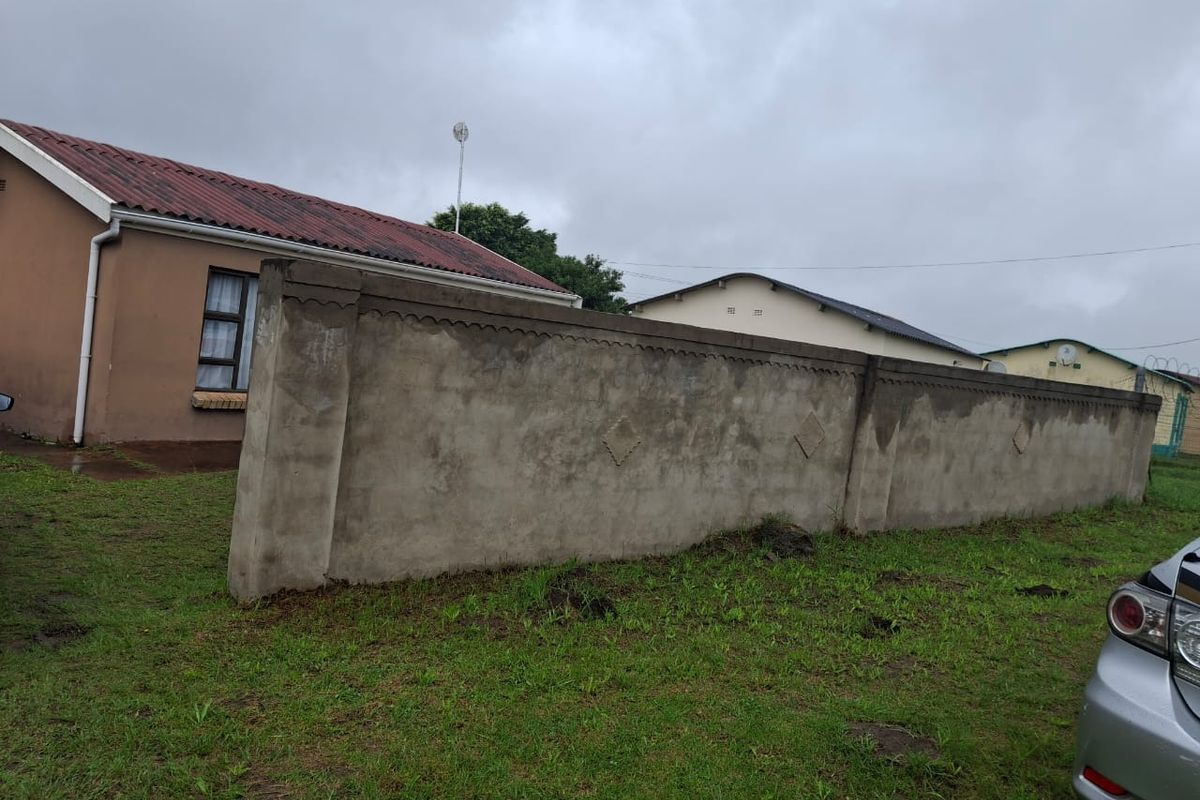 House For Sale In East London - Photo 5