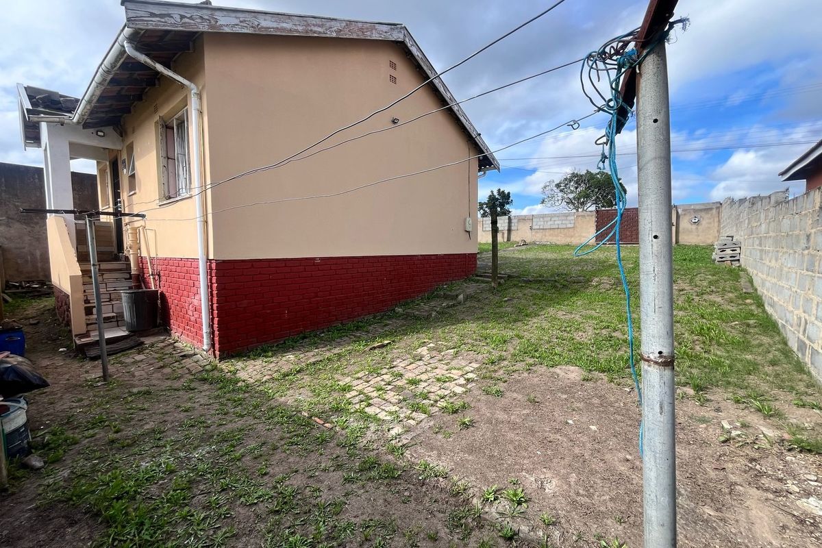 House For Sale In East London - Photo 5