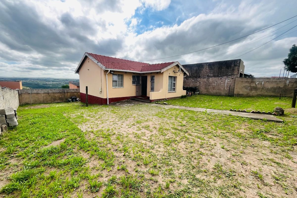 House For Sale In East London - Photo 4