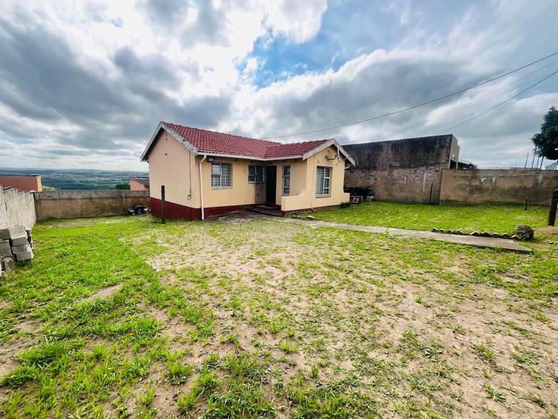 House For Sale In East London - Photo 4