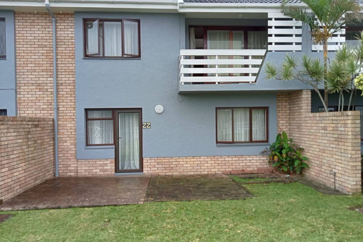 Townhouse For Sale In East London - Photo 2