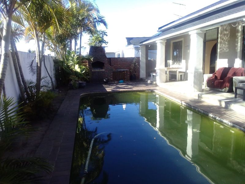 House For Sale In East London - Photo 5