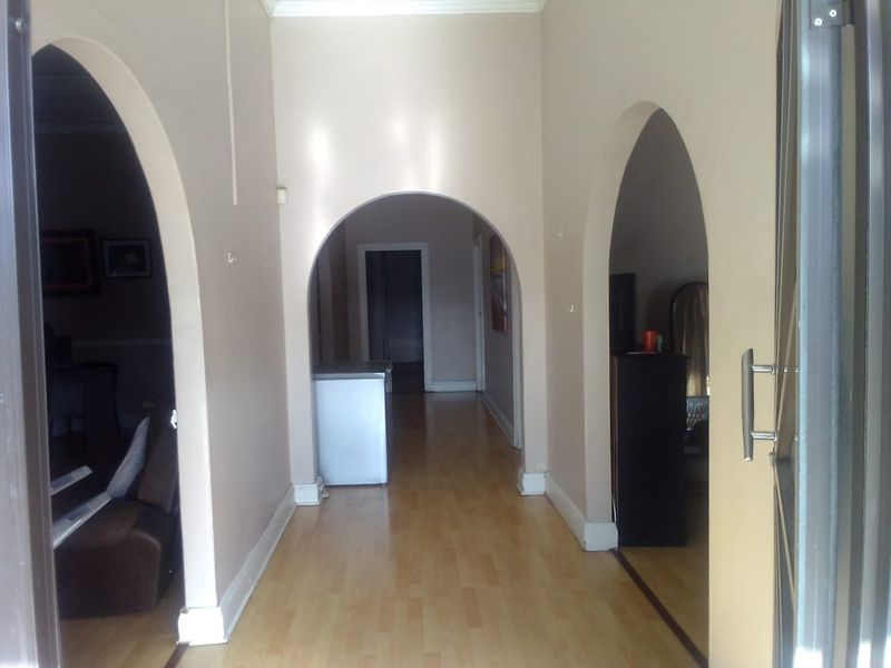 House For Sale In East London - Photo 9
