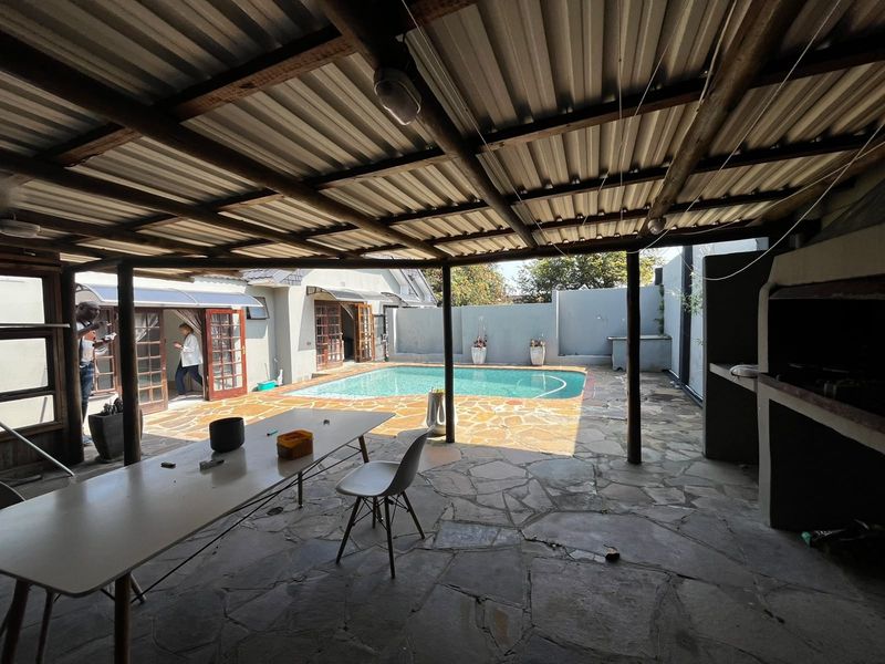 Luxury Living. Multiple Income Streams. Prime Nahoon - Photo 8