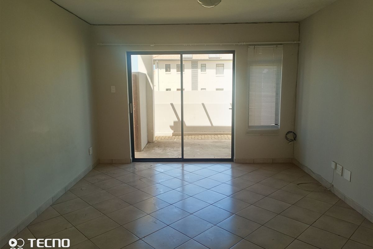 Looking For Convenience, Comfort and Coastal Living? - Photo 3