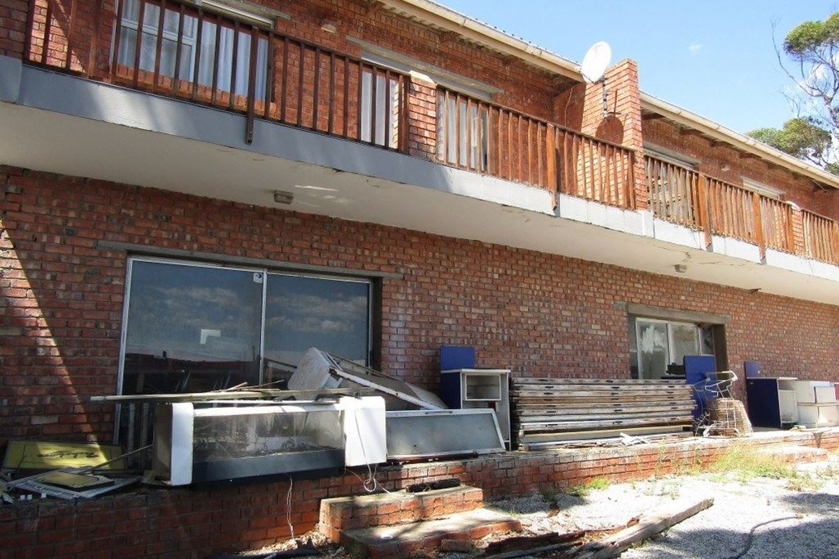 Excellent Opportunity For Investors - Photo 5