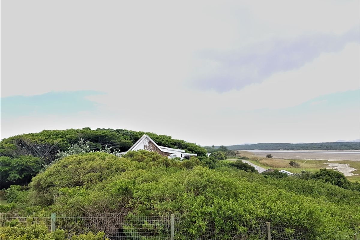 Perfectly Positioned! - Photo 3