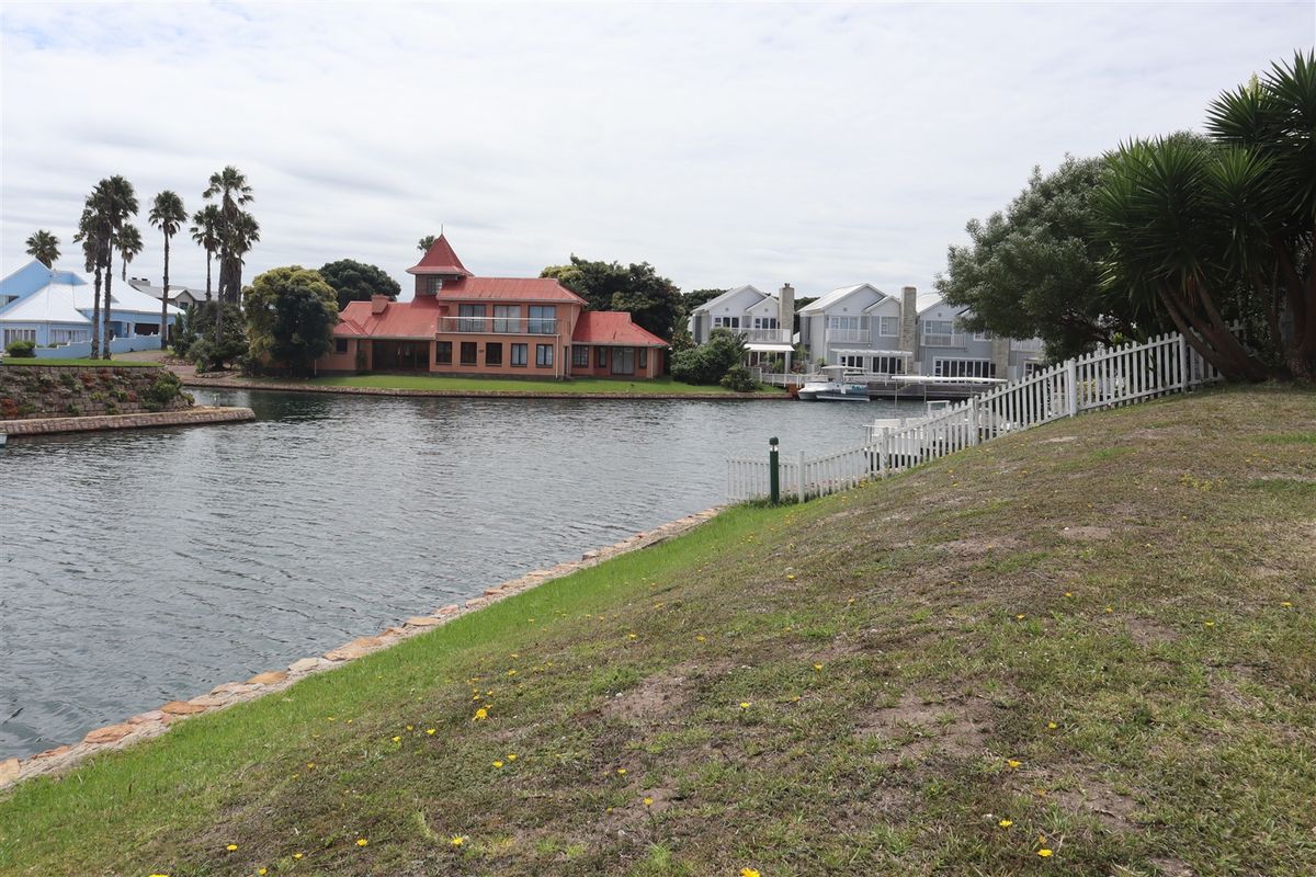 Prime Land in Marina Martinique - Photo 4