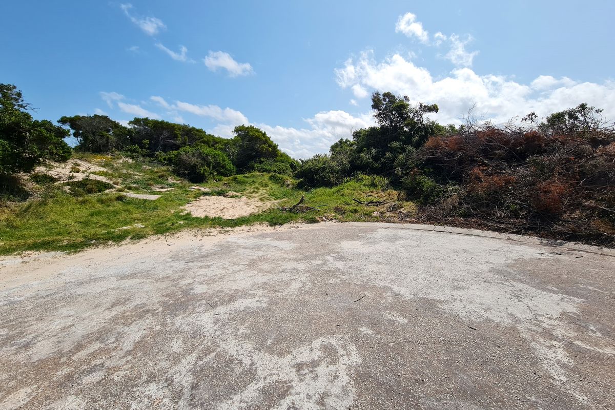 Elevated Stand with Views in Paradise Beach, Jeffreys Bay - Photo 2
