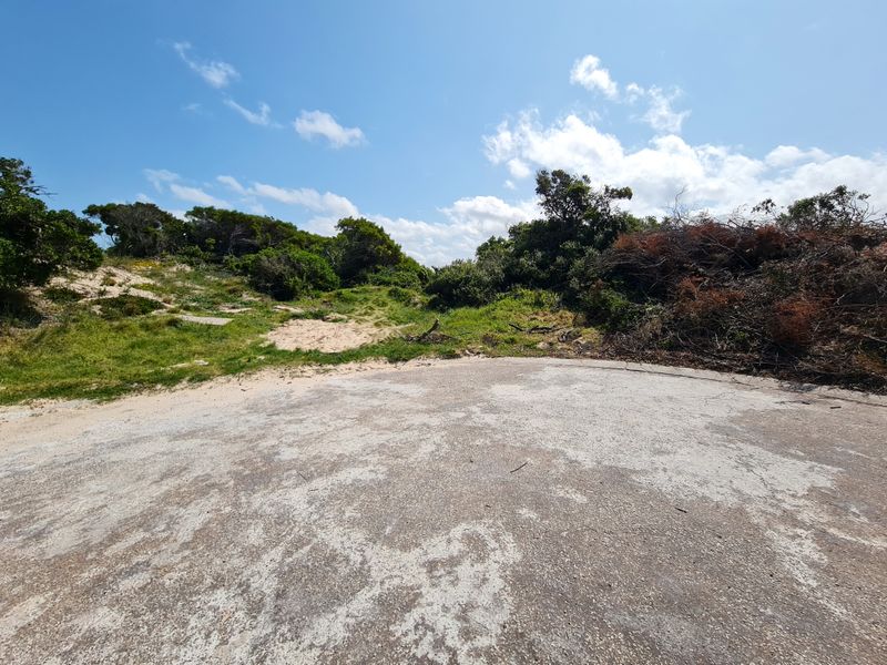 Elevated Stand with Views in Paradise Beach, Jeffreys Bay - Photo 2