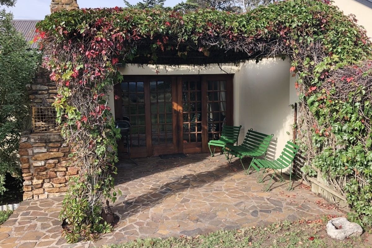 Small Holding With Lots of Potential Near to Bathurst - Photo 3