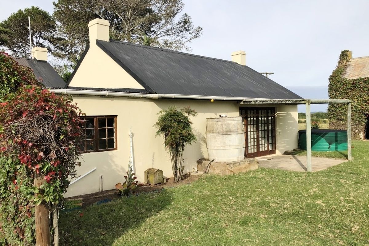 Small Holding With Lots of Potential Near to Bathurst - Photo 2