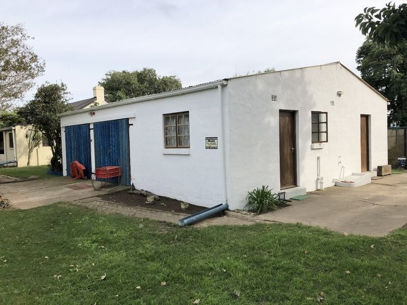 Small Holding With Lots of Potential Near to Bathurst - Photo 4