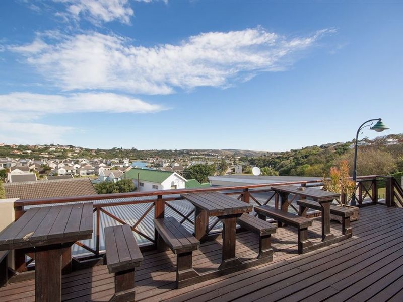 Twelve Bedroom Guest House in Port Alfred - Photo 3