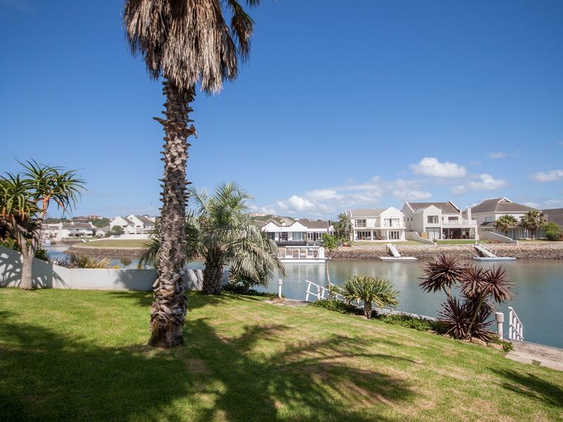 Picture Perfect North Facing Family Home on the Royal Alfred Marina, Port Alfred. - Photo 8