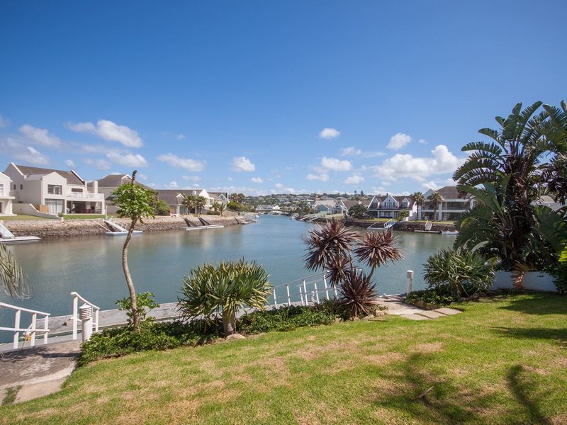 Picture Perfect North Facing Family Home on the Royal Alfred Marina, Port Alfred. - Photo 6