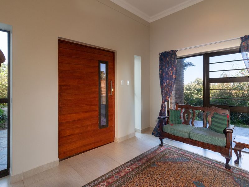 Captivating Panoramic Views in Port Alfred! - Photo 10