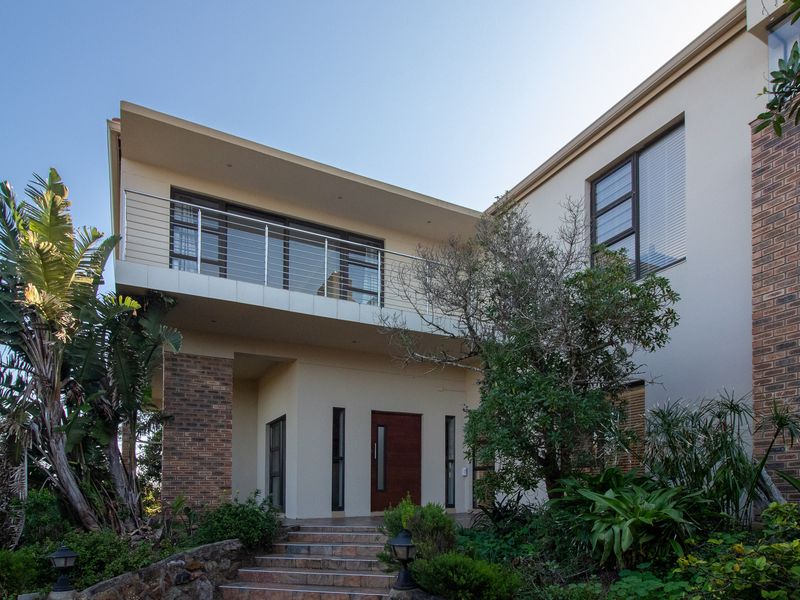 Captivating Panoramic Views in Port Alfred! - Photo 4