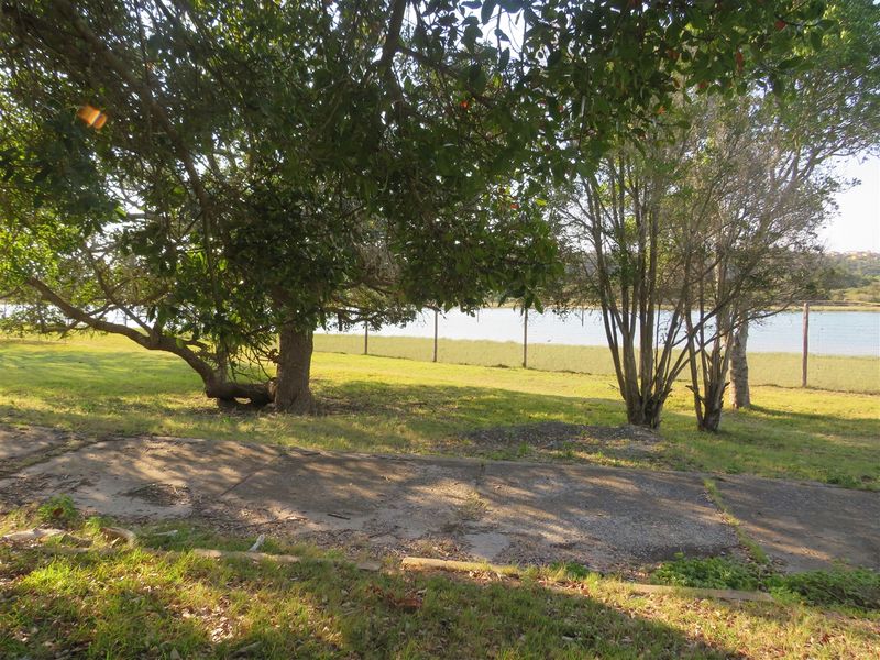 Stunning Plot on the Kowie River in Port Alfred - Photo 7