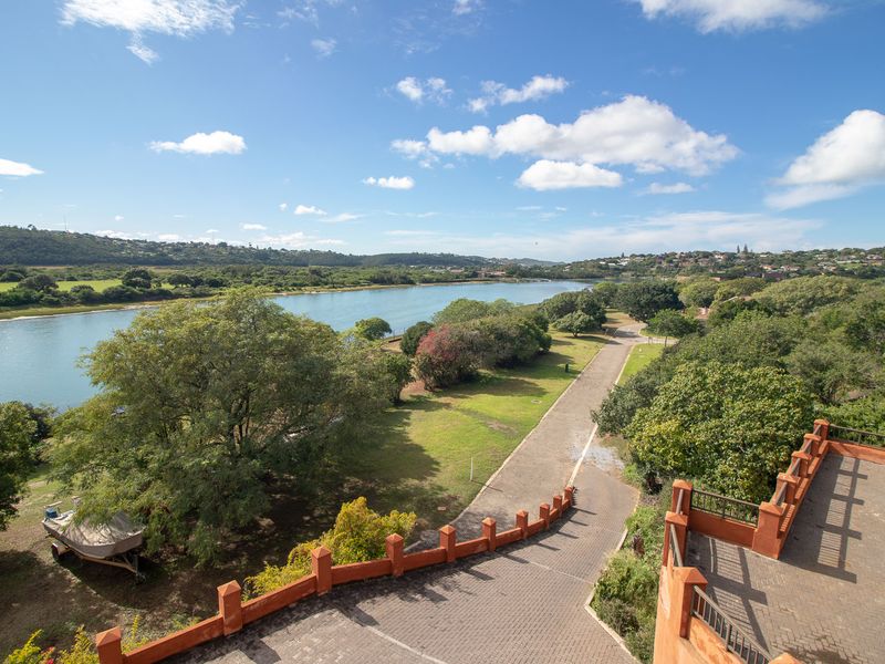 Five Bedroom Home with Spectacular River Views in Secure Estate - Photo 2