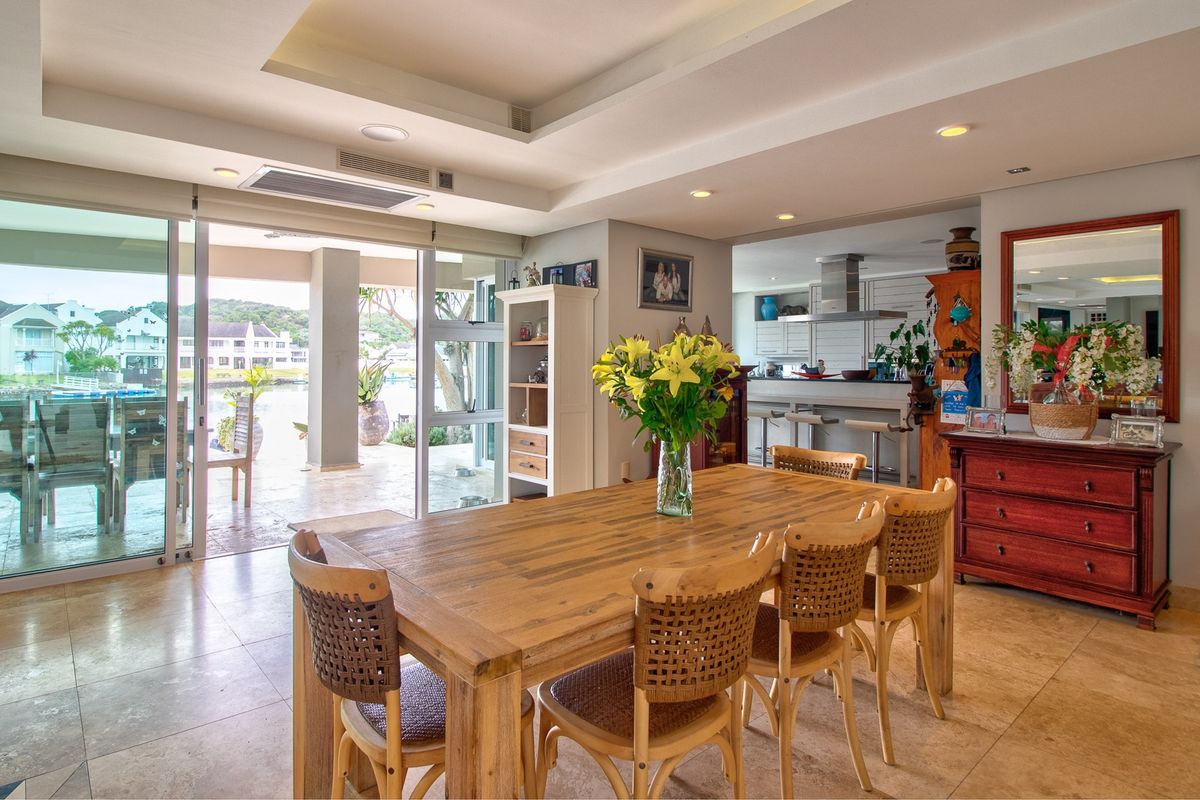 Five Bedroom Home on the Royal Alfred Marina, Port Alfred. - Photo 4