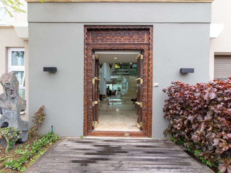 Five Bedroom Home on the Royal Alfred Marina, Port Alfred. - Photo 8