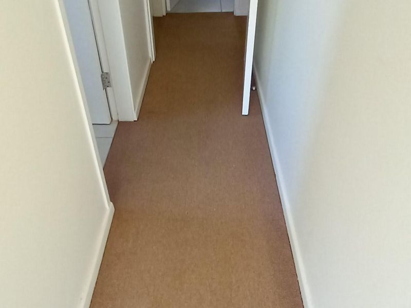 Beacon Bay - Secure lock up and go ground floor unit - Photo 6