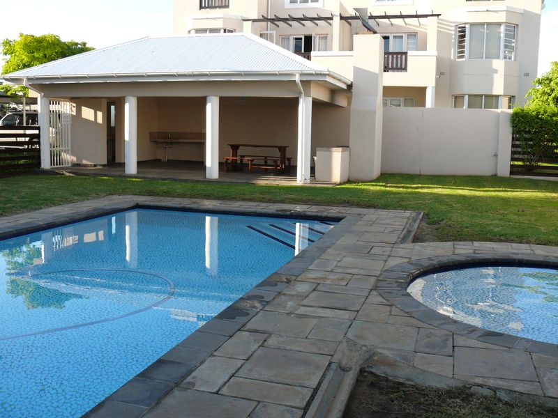 Beacon Bay - Secure lock up and go ground floor unit - Photo 8