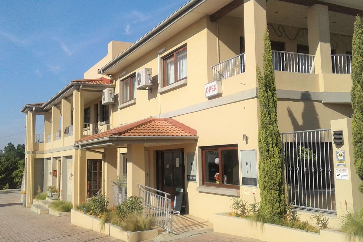 Own your own guest house!! - Photo 2