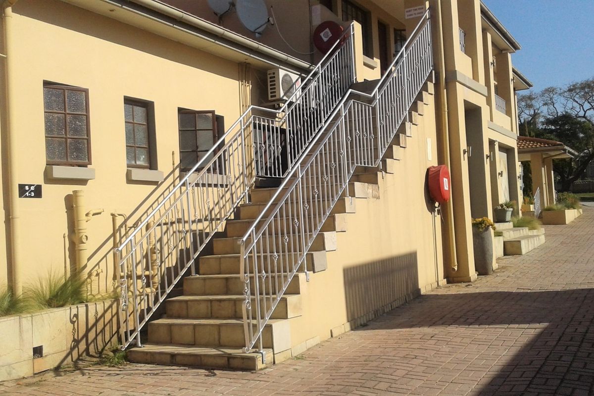 Own your own guest house!! - Photo 4