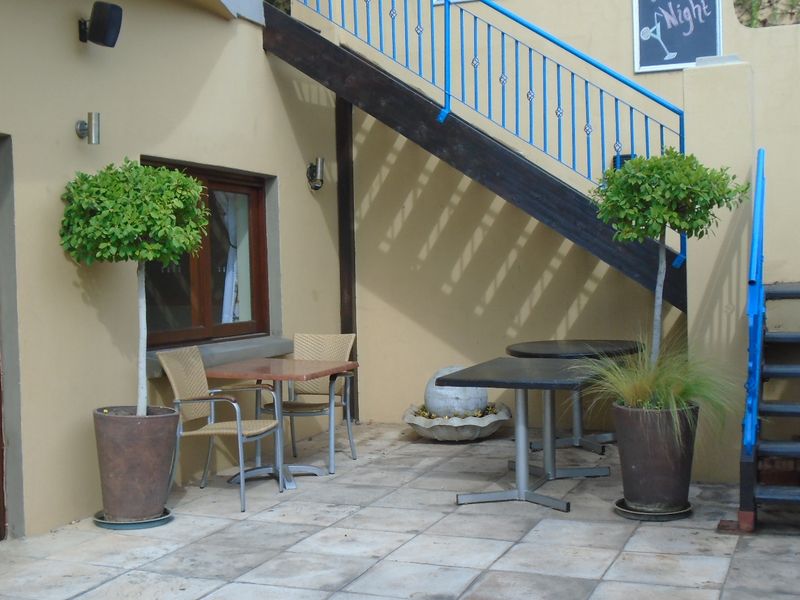 Own your own guest house!! - Photo 10