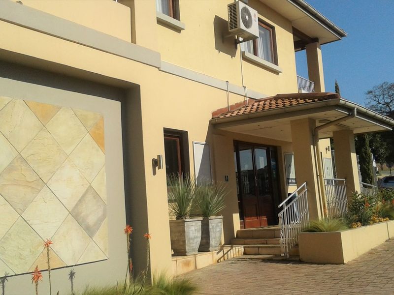 Own your own guest house!! - Photo 3