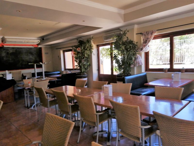 Own your own guest house!! - Photo 8