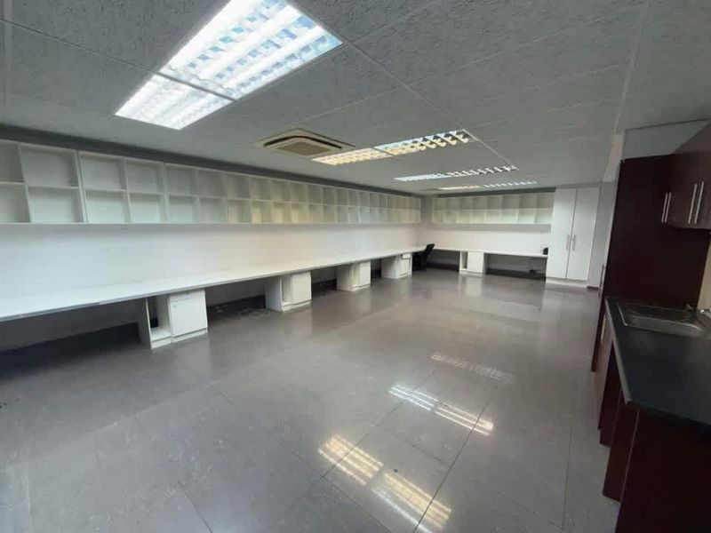 Office For Sale In Windhoek - Photo 4