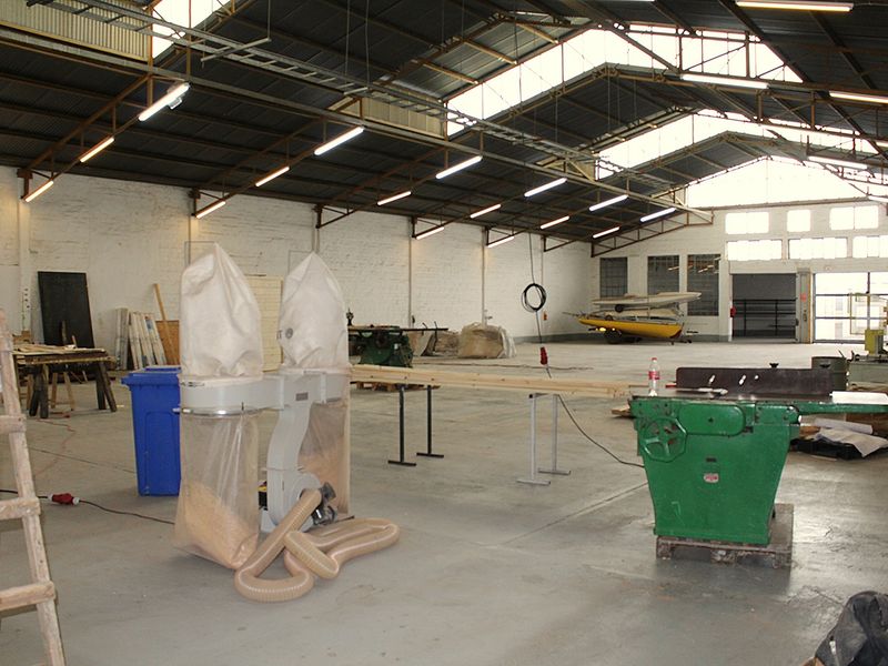 FOR SALE – LAFRENZ- WAREHOUSE – PRIME LOCATION - Photo 2