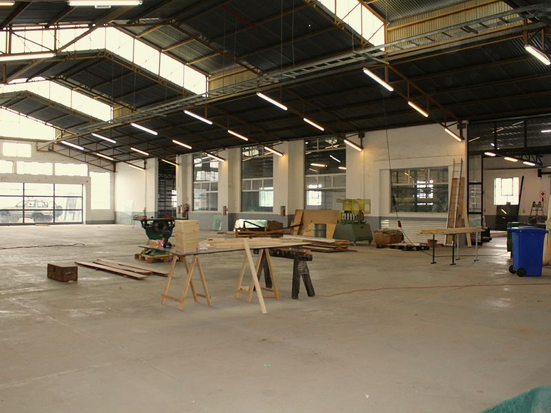 FOR SALE – LAFRENZ- WAREHOUSE – PRIME LOCATION - Photo 6