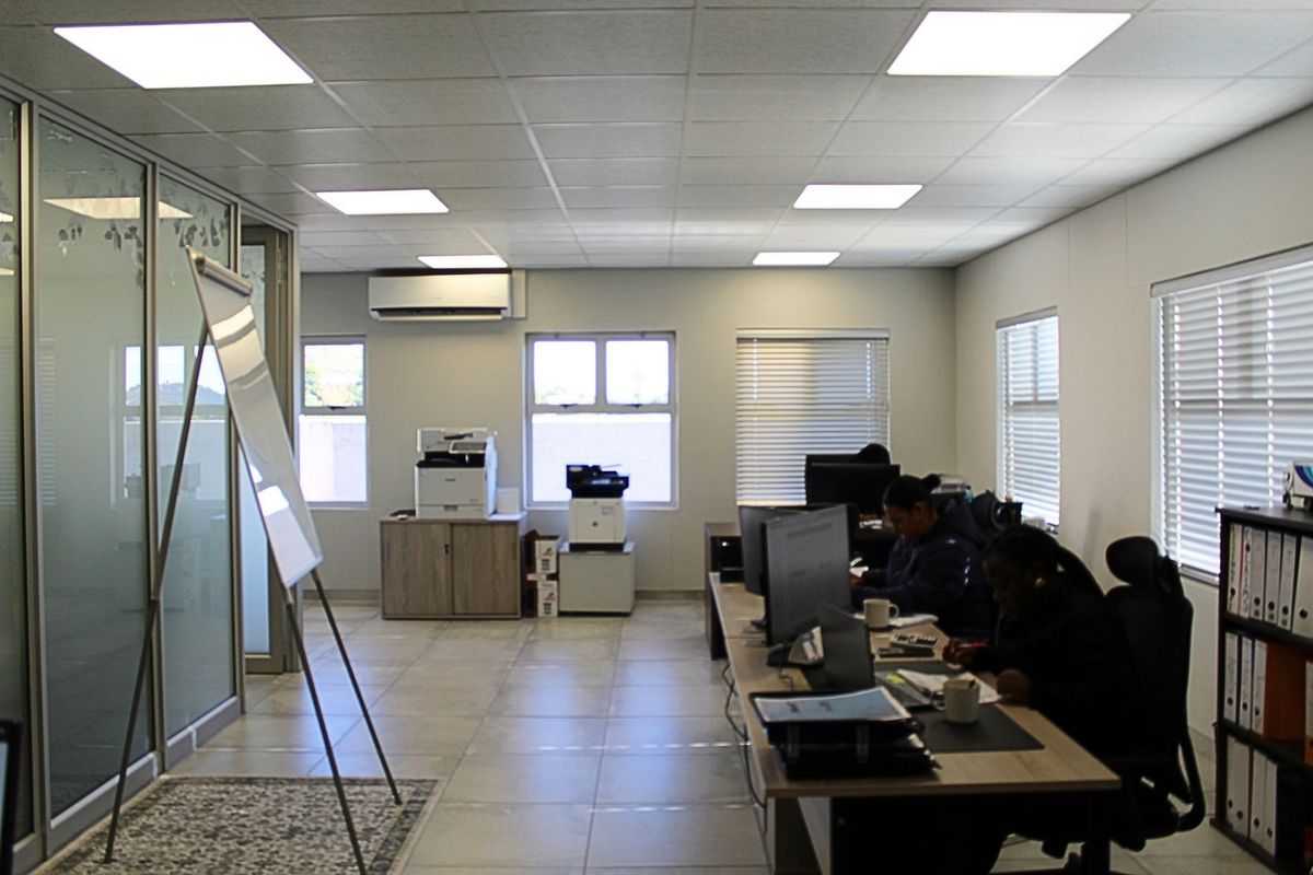 FOR SALE- COMMERCIAL - KLEIN WINDHOEK - Photo 3