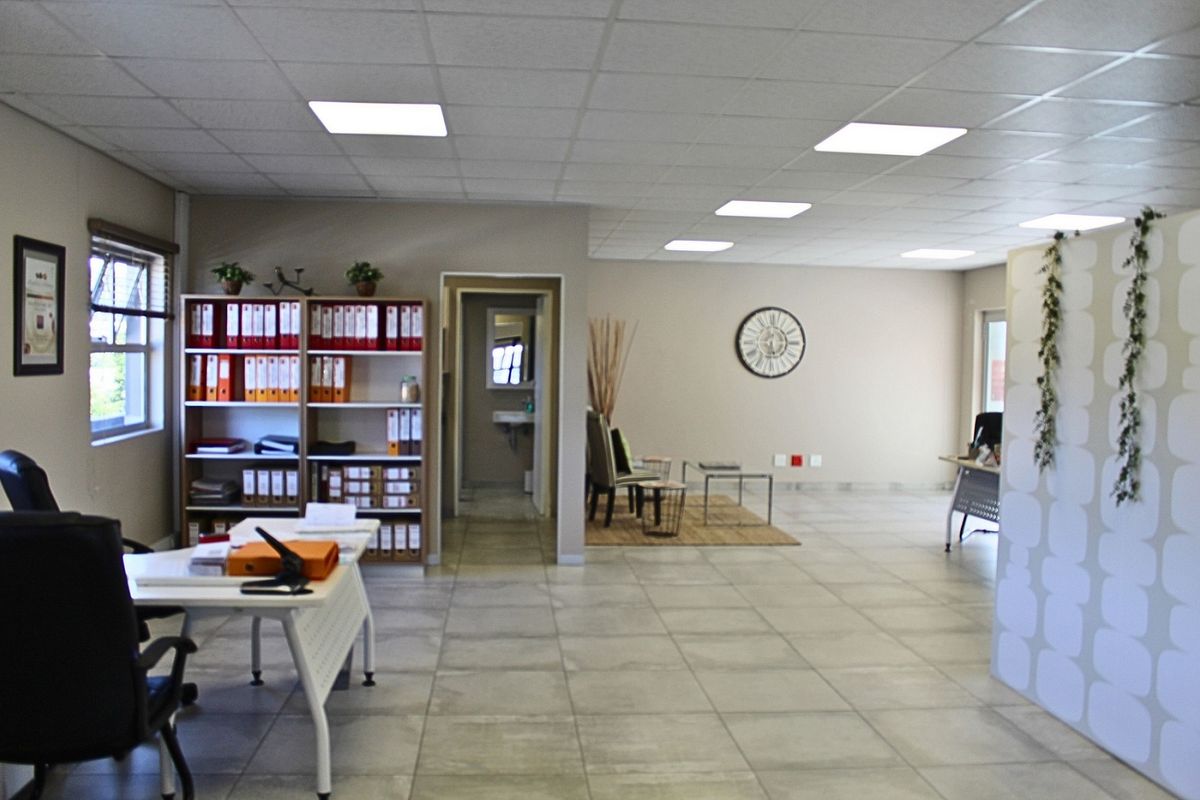 FOR SALE: Prime A-Grade Office Space - KLEIN WINDHOEK - Photo 2