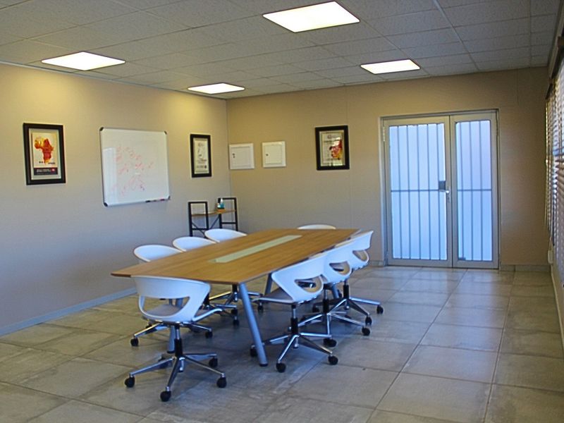 FOR SALE: Prime A-Grade Office Space - KLEIN WINDHOEK - Photo 3