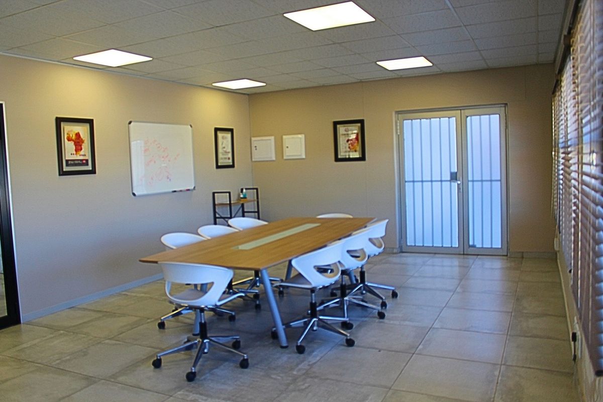 FOR SALE: Prime A-Grade Office Space - KLEIN WINDHOEK - Photo 3