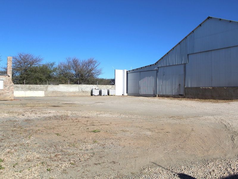 FOR SALE - EXEPTIONAL GENERAL INDUSTRIAL- OKAHANDJA - Photo 1