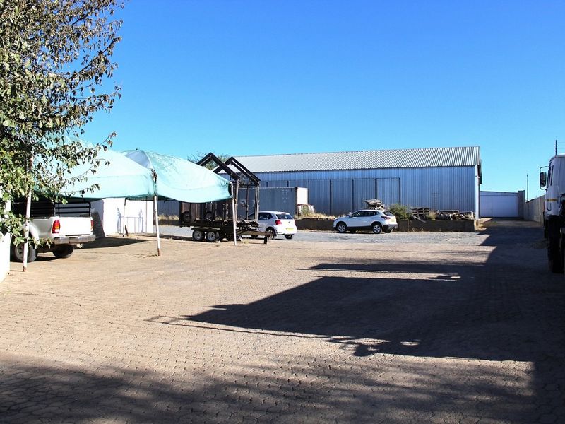 FOR SALE - EXEPTIONAL GENERAL INDUSTRIAL- OKAHANDJA - Photo 3
