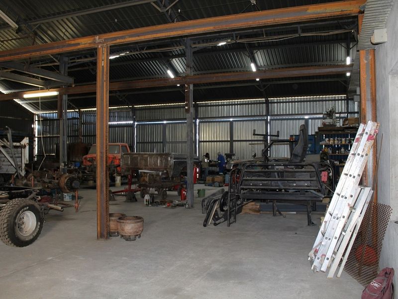 FOR SALE - EXEPTIONAL GENERAL INDUSTRIAL- OKAHANDJA - Photo 5