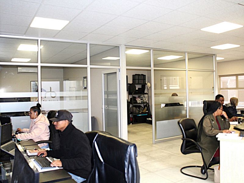 FOR SALE - EXCEPTIONAL OFFICE SPACE – KLEIN WINDHOEK - Photo 2