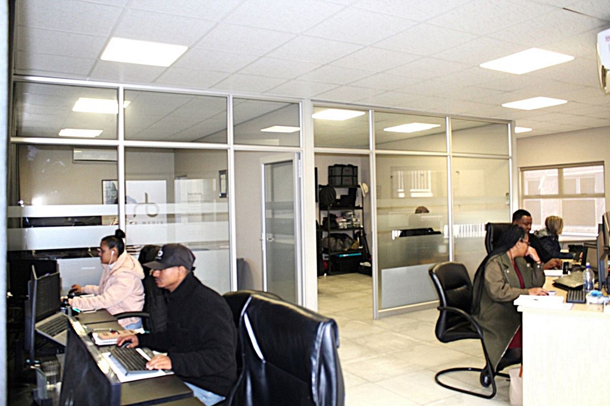 FOR SALE - EXCEPTIONAL OFFICE SPACE – KLEIN WINDHOEK - Photo 2