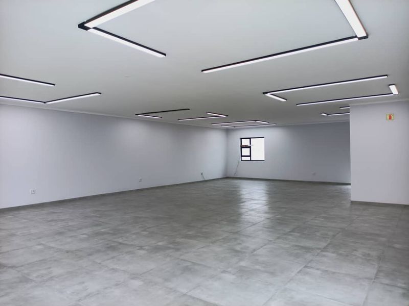 Modern Commercial Shops Available for Rent – Walvis Bay CBD - Photo 8