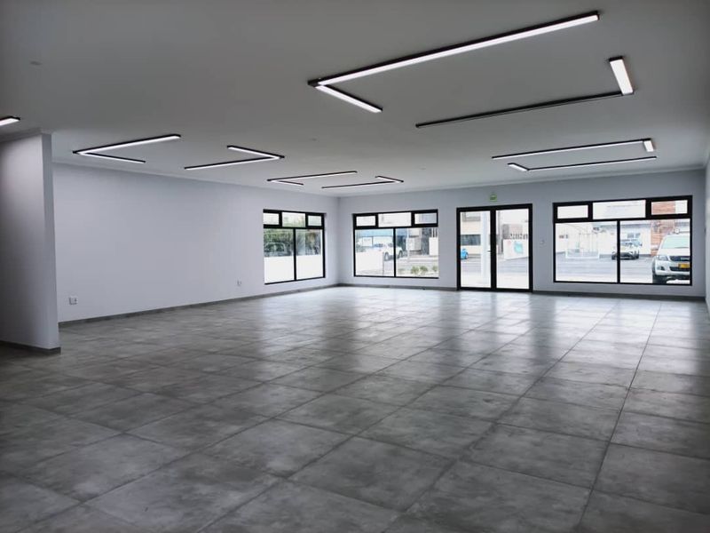 Modern Commercial Shops Available for Rent – Walvis Bay CBD - Photo 4