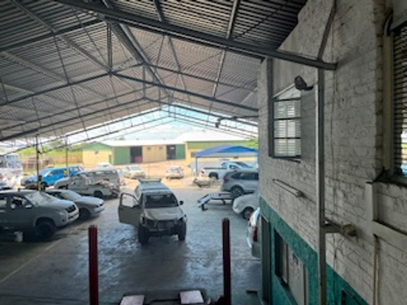 Exeptional Business endeavor - Grootfontein - Panelbeating/Spraypainting/Workshop - Photo 2