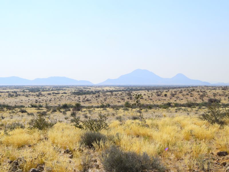 Prime Investment Opportunity – Versatile Game & Farming Estate Near Usakos - Photo 10